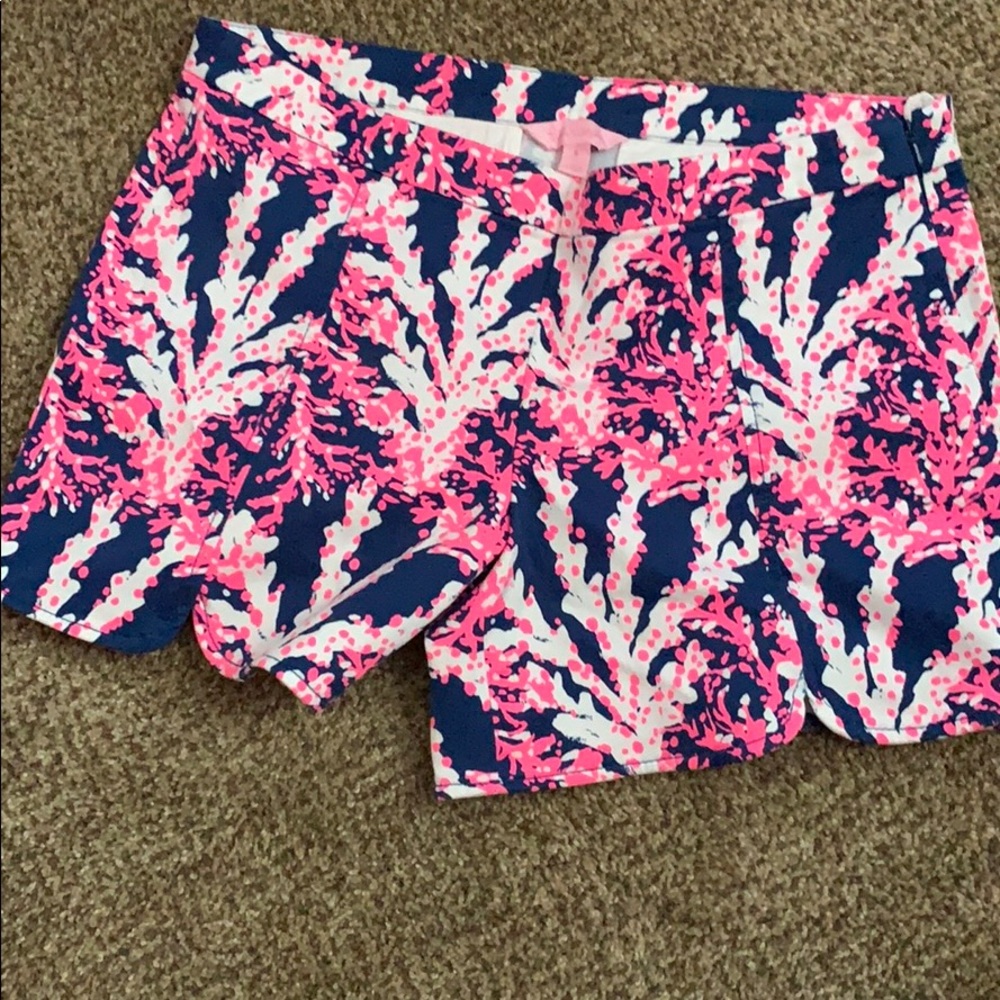 Lilly Pulitzer Shorts (never worn) OFFER